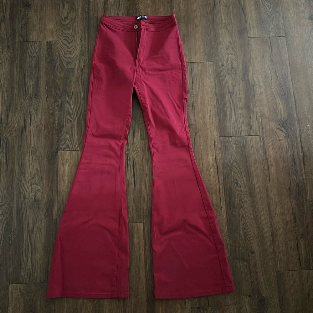 JC & JQ bell bottom jeans/size medium/color red